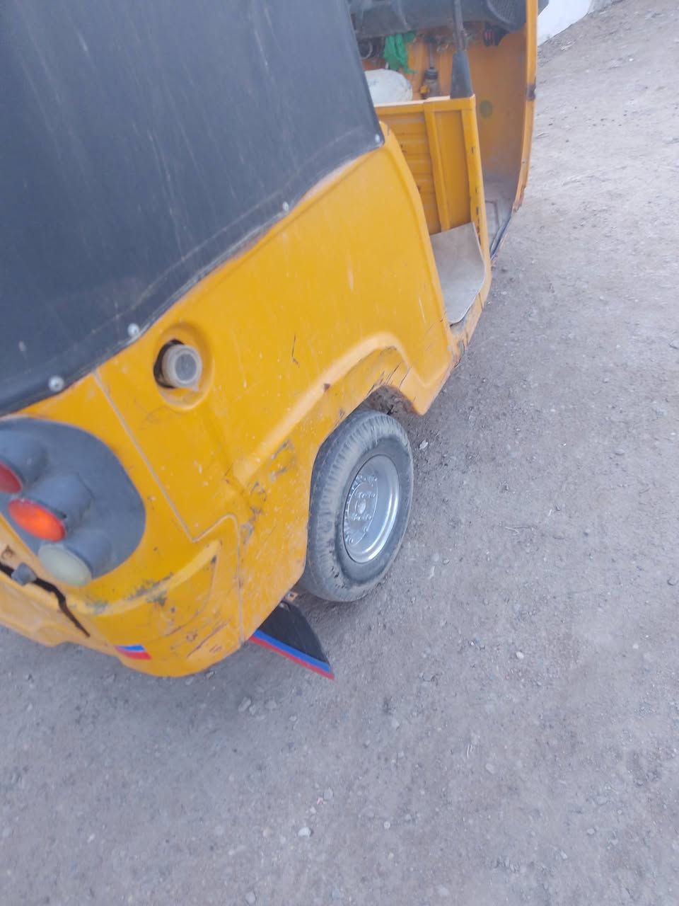 تكتك بياجو مديل ١٨ كله شغاله تمام اوراق استنساخ السعر ٩٠٠ رقمي ***********
