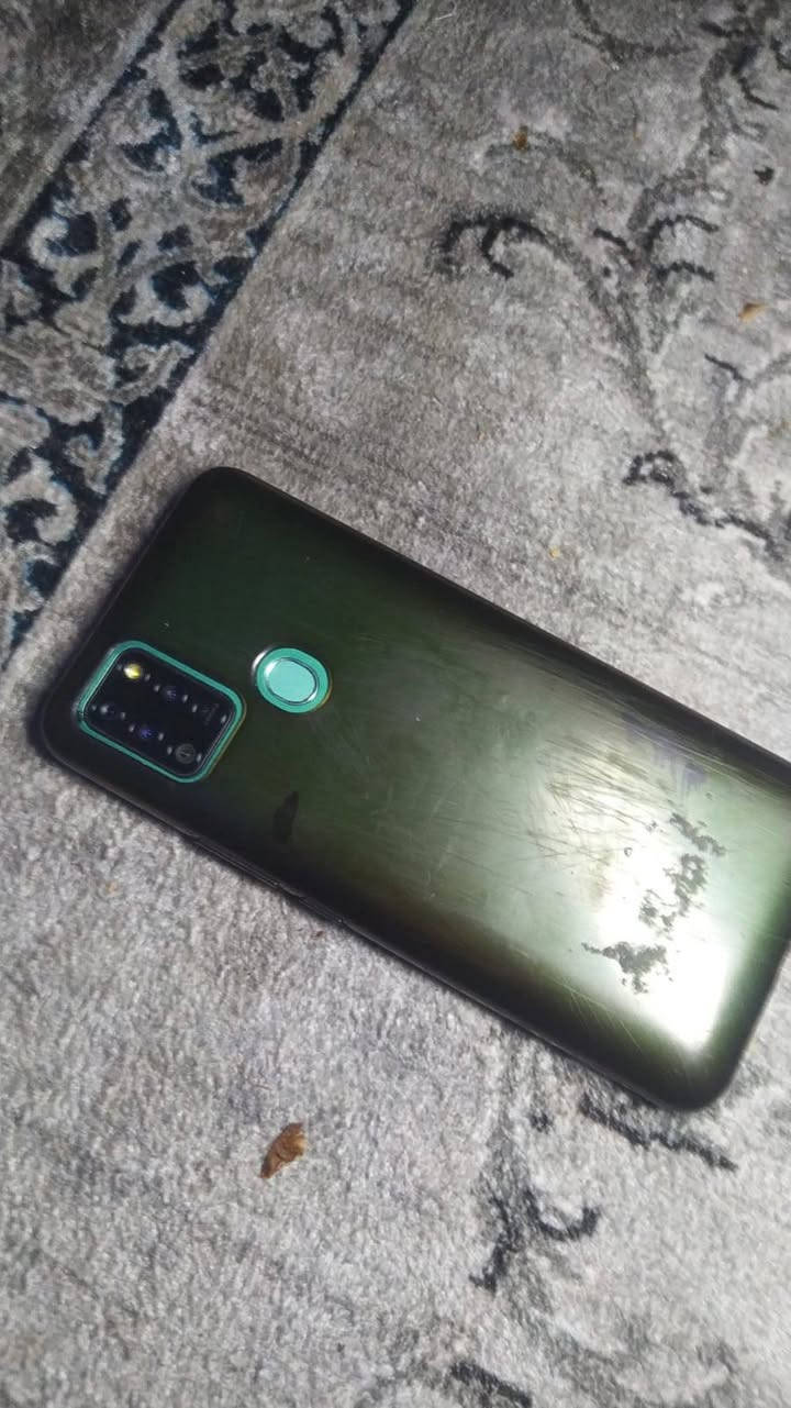 جهاز RAVOZ LiTE Z8 , للبيع ذاكره 128 عشوائيه 4 السعر 60 وبي مجال مكاني ناصريه رقمي للتواصل ***********

