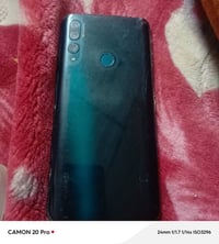 واي 9 • مبدل شاشة • مقفول