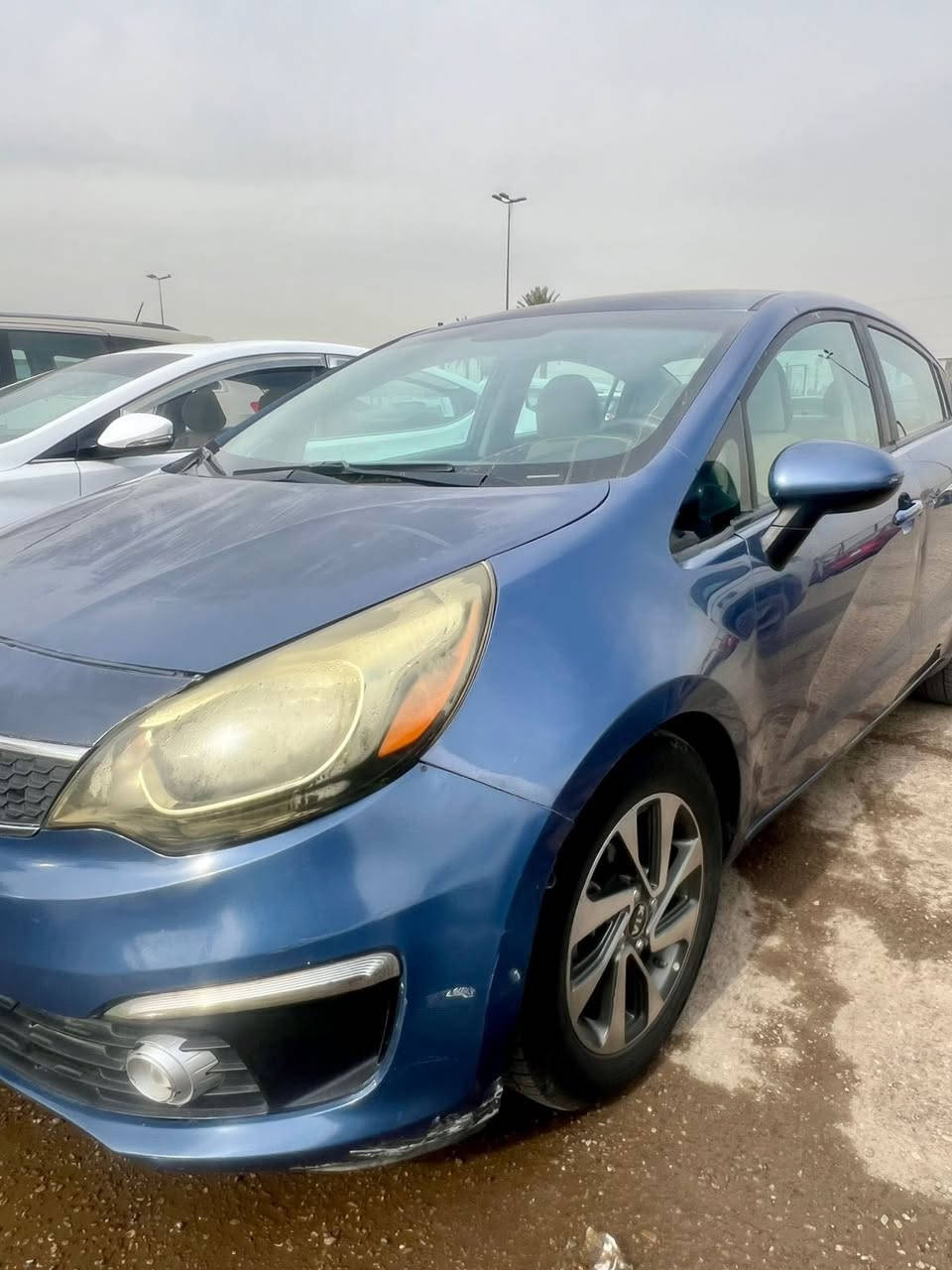 السلام عليكم
كيا ريو موديل 2016
محرك وكير خير من الله رقم بغداد تحويل مباشر 
تخم تاير 
شاشه كبيره 
ملاحضه//السياره بيه 3قطع صبغ وحده كلير بدون داخل 
السعر 83
*********** 
المكان ديالى
