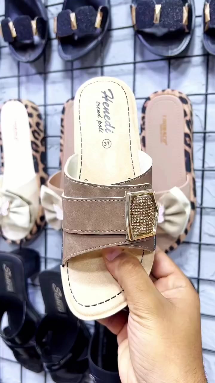 📍🆕
شحاطه نسائي تركي
قياسات37/41
#العنوان_الكوت_الشهداء_بدايه_شارع_الاطلال


**إذا كنت صاحب هذا الإعلان وتريد حذفه لأي سبب، رجاءا أرسل رسالة إلى الدعم الفني**