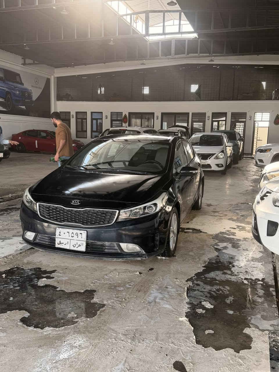 السلام عليكم
سيراتو 2017 خليجي مكينة 2000 

السعر 110 قفل وعليها غرامات 700الف تنزل من سعرها

الون نيلي على سواد 

حساس امامي خلفي 

مود درايف 

قطعتين تبريد 

مري شفط 

كروس سرعة 

فول تحكمات 

3 قطع صبغ كير مكينة تبريد كفالة 

مكانها النجف الأشرف 

***********
