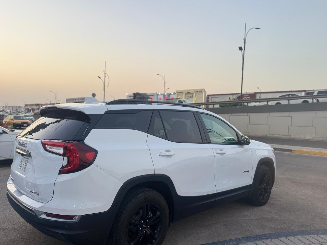سلام عليكم

2023 GMC TERRAIN, AT4
سياره فول موصفات 
الحادث تخريب فقط
للبيع للستفسار اتصل ***********
بدون رقم اكرر بدون رقمي
مكاني بصره بصره
