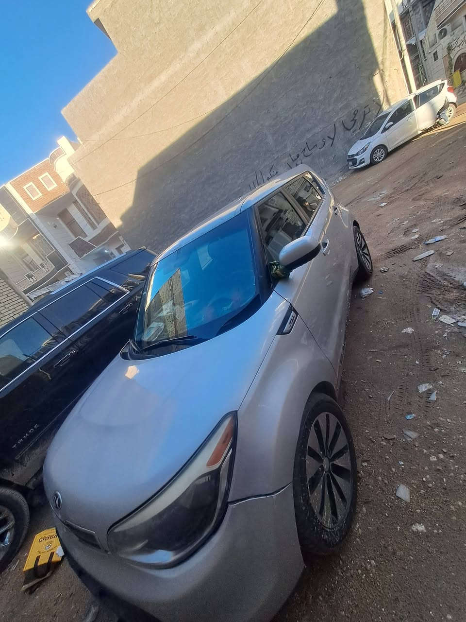 سيارة صول للبيع موديل ١٦ ماشيه ٢٥ الف
رقم بغداد سلفر 
بيه ٤ قطع بدون دواخل السيارة نظيفه استخدام بنيه تواصل ع الرقم *********** مكان كربلاء
