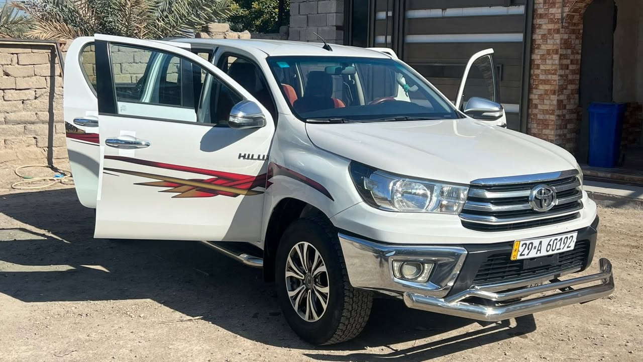 تويوتا هايلوكس فور ويل محرك 2700موديل 2017 بصمه تشغيل وبصمه أبواب وحساسات وكاميرا خلفية تحويل مباشر بيها صبغ جاملغ امامي ايمن وباب البدي والسونار مرفق مع الصور للبيع 285وبيها مجال او المراوس بتاهو اولاندكروز للاستفسار ***********
