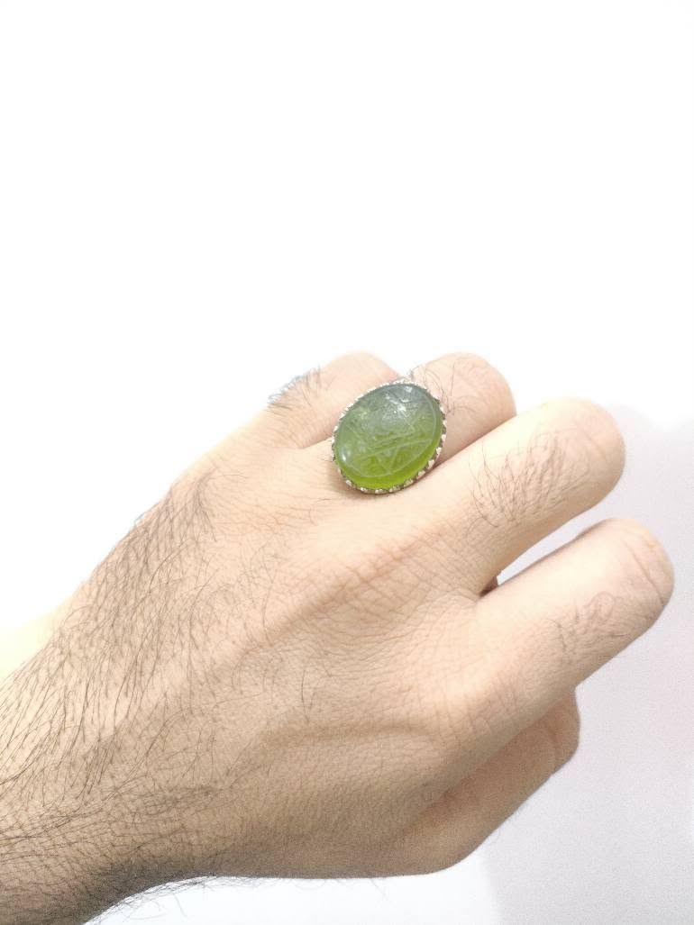 جمال اليشم الريحاني 🍒😍💚 قطعة جمالها يسولف فضة وحجر من النوادر مخطوطة حفر نجمة داود بسعر مناسب جدا اريده ٦٠ مكاني كربلاء يوجد توصيل لجميع المحافظات واتساب *********** /*********** 😍💍🍒💎💚💚💚💯 كربلاء, العراق
