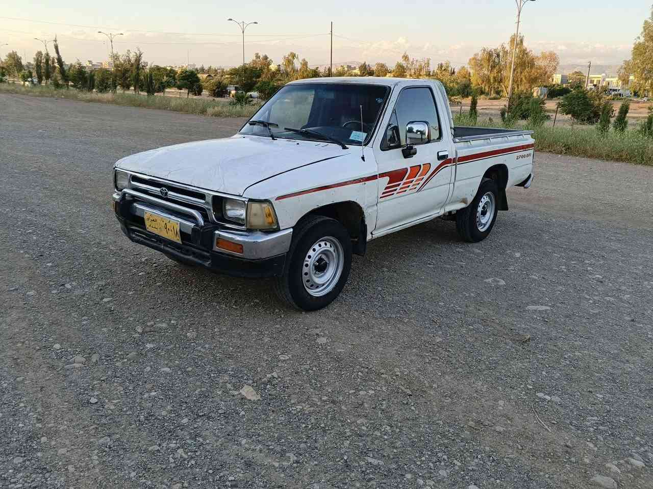 تویتایابانی اسلی مودیل 1991 مەکینە سی وای شەش گیر پاوەر ئارمی پلاستیک سلیمانی بەشەرتی ئارمووئەولیات خەرامە براوە بی دەعام بی لی دراو بی خایسات پەلە پەلە بویاخی هەیە سەقفوشان بویاخی نیە چوار تابه و ويلي لوكي له ژير  ناوه بودي ئاسن كاره باي كامل مه زبوته مه كينه گير ئه كسل شانسي كامل به شه رت سعري.   30 گلاوكه ميك مهجال.  شوين. چه چه مال.               ***********.                  ***********
