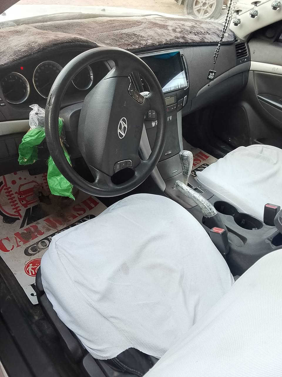 سوناتا 9متومه رقم شاصي وسنويه ورقام جاهزه ماعيزه برغي غاز اصل المكان كربلاء السعر 46 ***********
