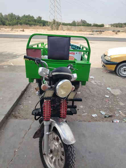 ستوته ليفان للبيع موديل ٢٠١٤ أوراق
البصره الزبير ***********. ١٥٠٠ كهربائيات شغله كله
