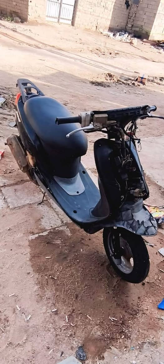 سلام. عليكم. دراجه. عصفوريه نضيفه حلوه مكينه مامفتوحه. بلاد. عوزهه بس كفر كدام كفر اشاير موجود الكدام هندر واحد مكينه سريعه وحلوه نضيفه الدراجه كدام عينك السعر 175 راسلني وبيك خير. وتدلل مكاني ناصريه فضليه ***********
