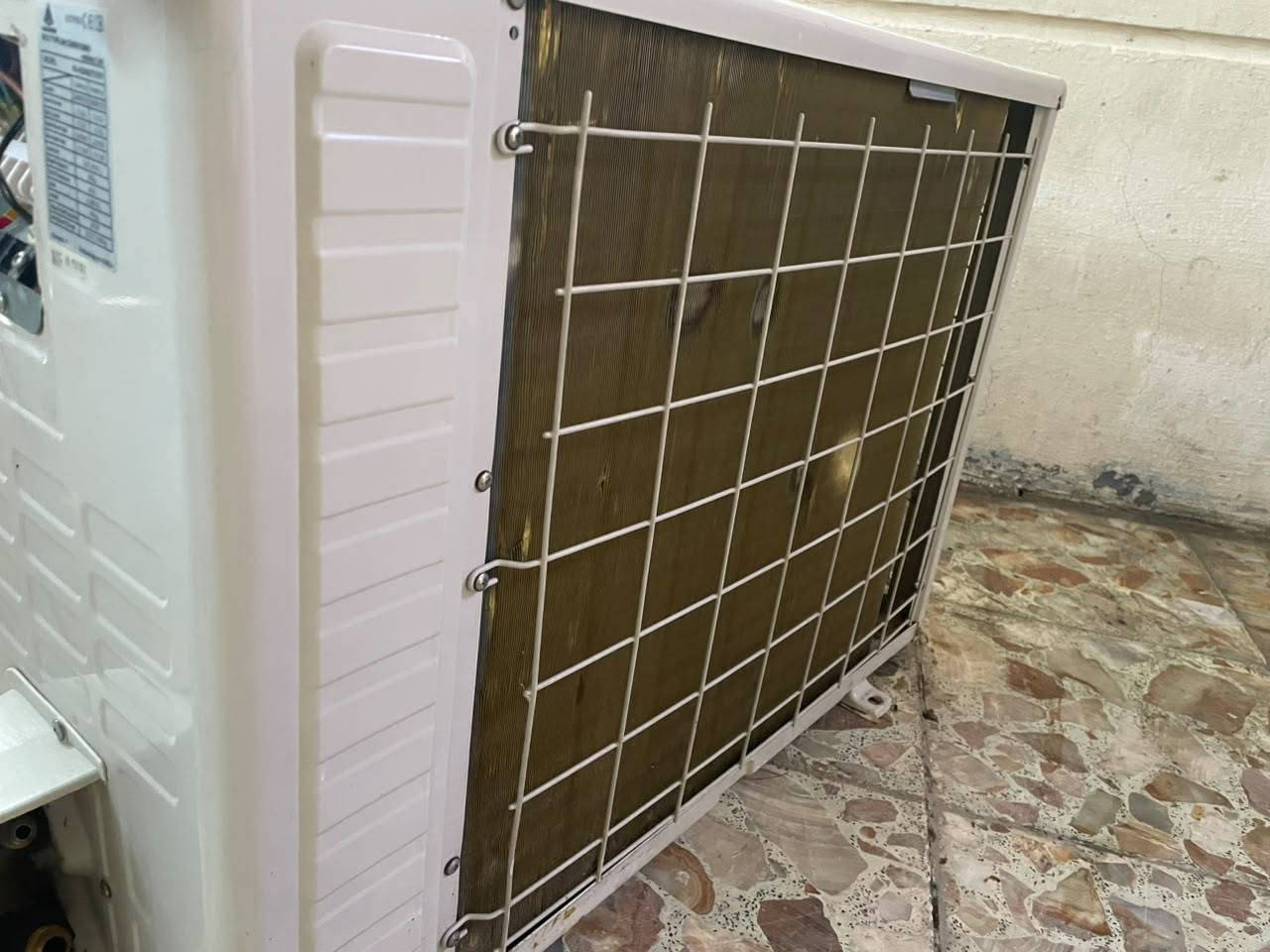 لسعر ٢٠٠ قطعه خارجيه الحافظ  ثنين طن ابلاديه مامصلحه ابد وكامله غاز مكان بغداد حي الجهاد ***********
