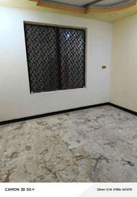 شقة مكتبية • التحسينيه • باب معزول