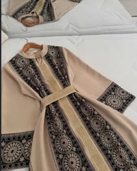 فستان إيطالي • طبع دجيتال • مقاسات ٣٨-٤٨