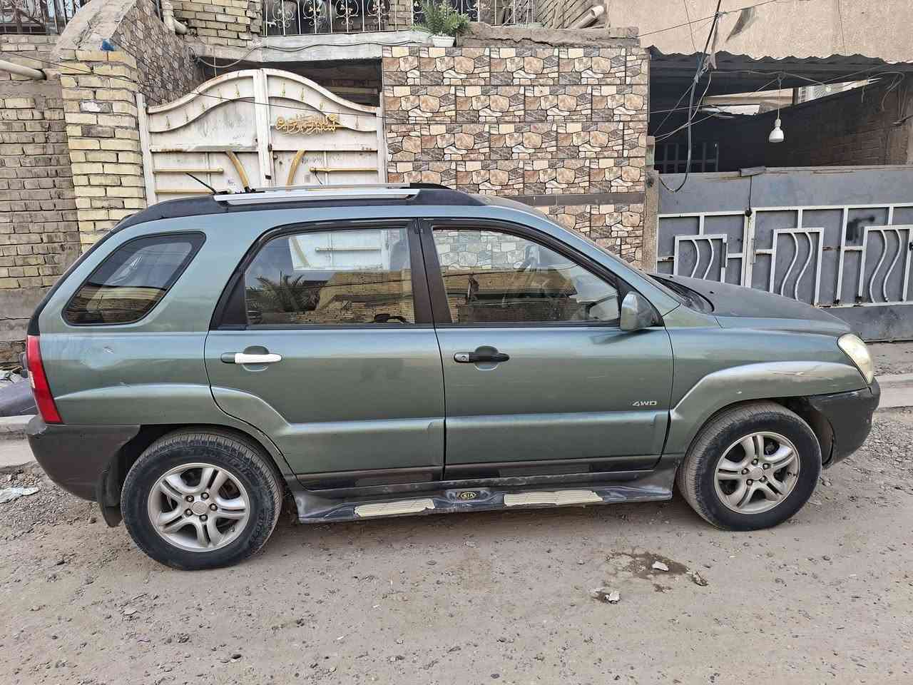 السلام عليكم
كيا سبورتج وارد سعودي موديل ٢٠٠٨ محرك ٢٧٠٠   ٦ اسلندر  السياره فول موصافات فتحه مثبت سرعه ع الشركه مابيه صبغ كلين مكفوله من الحادث والصبغ محرك كير تبريد صدر امامي وخلفي خير من الله رقم بغداد باسمي رقم الهاتف *********** العنوان بغداد البلديات السعر ١١٠ وبيه مجال
