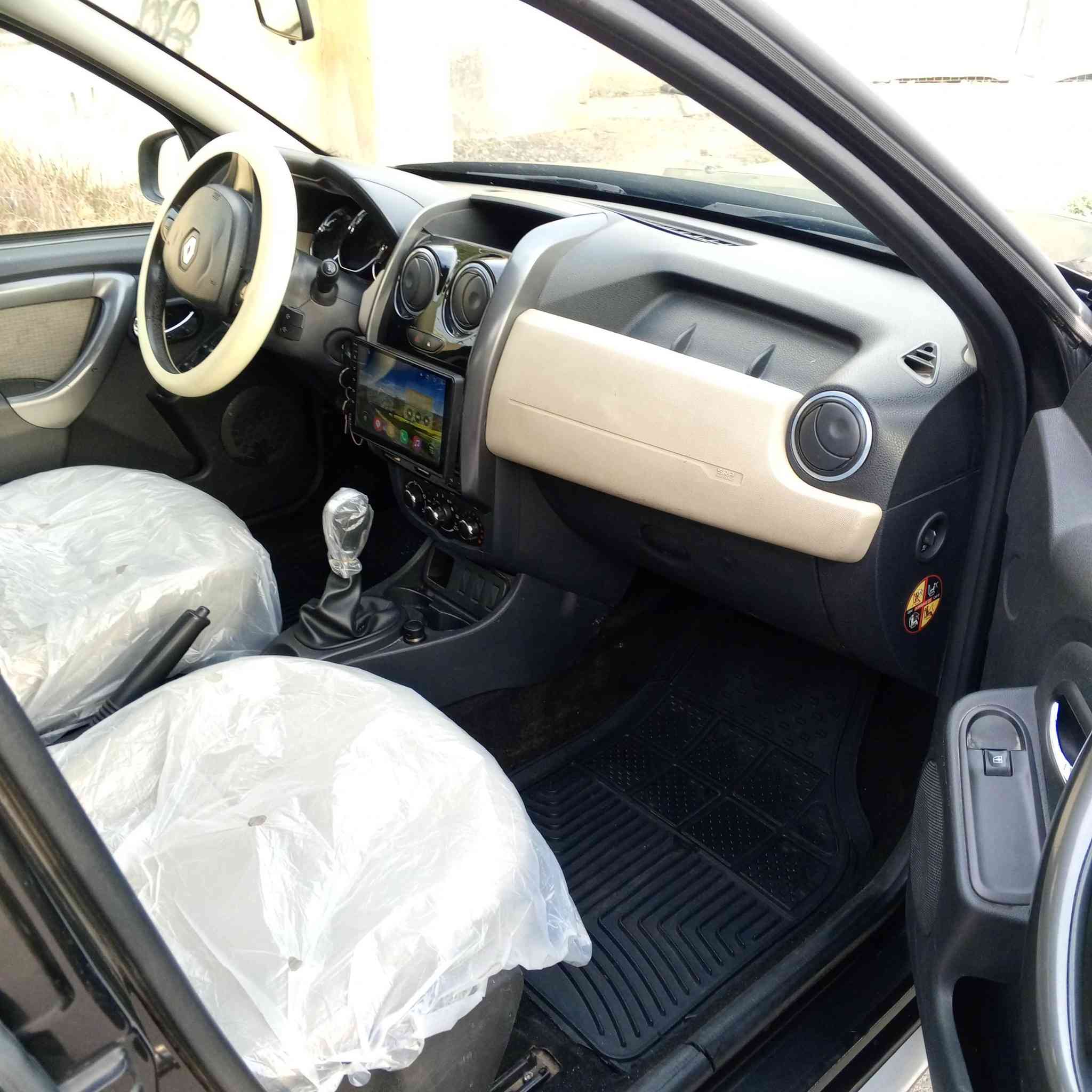 السلام عليكم رينو داستر 2018 حره  خليجيه رقم بغداد انكليزي بسمي هزه جديده محرك 2000 كير اي تي المرغوب بيها صبغ اهلال الجاملغ الخلفي وبيها بارد بخشم الجاملغ الامامي اليسره وبيها رصعه بلهلال الجاملغ الخلفي السياره ماشيه 59 الجام اربعه كهرباء تبريد ثلج تخم تاير صدر باتري جديد السعر 85 مكان السياره بغداد العامرية رقم الهاتف ***********
