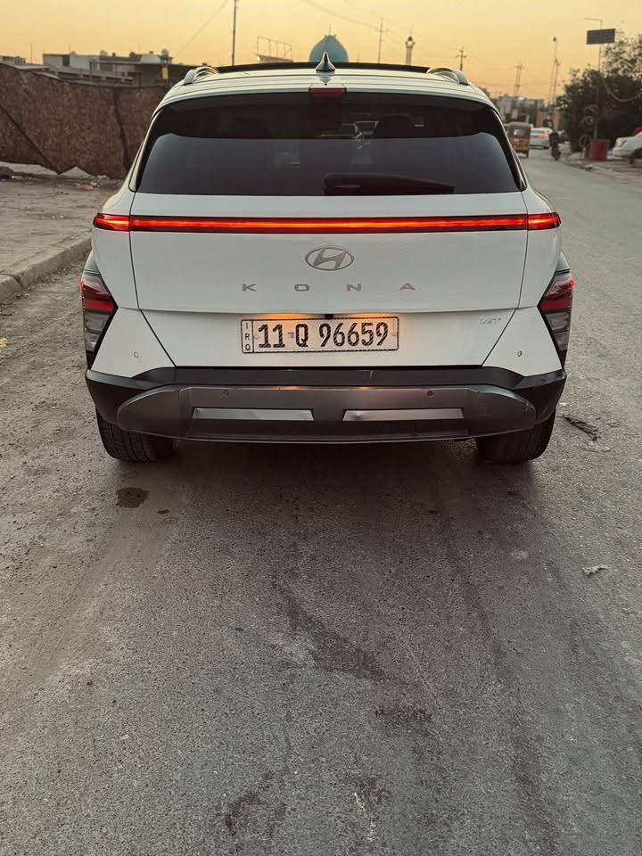 بسعر مناسب150 وبيه مجال 
كونه2024 فول فول ليمتد بارنوما
ضرر جاملغ وبنيد صبغ بدون اي قطعه تبديل 

Kona  2024 limited
مواصفات خاصة لمتدد 1/1 VIP بانوراما  
السيارة جداً نظيفة
محرك 1600 توربو 190 حصان مع گير اوتوماتيك 8 سرعات 
وراد امريكي 

1-  بصمه ابواب لمس 
2- بانوراما 
3-كيج الكتروني متغير 
4- رادارات مع كاميرات عدد 5 امامي وخلفي وجانبي مع رؤية 360 درجة 
5-كير تعليگ 
6-نقط عمياء
7-رادارات وتنبيه الخروج عن المسار 
8-قيادة الية 
10-هندبريك بصمه
11-كشنات جلد  كهربائي تبريد وتدفئه امامي خلفي 
12 وتدفئه استيرن
15-بك لايت لد
16- لايت لد 
17- شاشة كبيرة لمس
18- تثبيت سرعة
19- من تشغل اشارة يقلب الكيج كامره
21- ويل كب كبير كروم حجم 19
22-تحديد مسار 
23-صندوق كهربائي
26- شحن وايرلس
28- شفتات كير ب ستيرن
29- حساسات امامي خلفي
30 - تشغيل عن بعد 
32 - المرايه الوسطيه (اوتو دم ) يعني الي وراك مشغل عالي المرايه اوتماتيكي اصير سوده ما تعكس ع العين 
33 - مود ادرايف ( نورمال - سبورت - ثلجي )
34 - سياره فور ويل اج تراك 
35 - نظام نزول منحدرات 
36 - نظام اضاءه داخليه لدات متغير الالوان ( اللون الي تريده موجود ) 
37 - تبريد قطعتين منفصل ومناخ متغير امامي و خلفي 
38 - شاشه ابل كار بلي واندرويد اوتو
‏39- AUTO HOLD
40- السماعات شركة BOSE صوت محيطي 9 سماعات
***********
