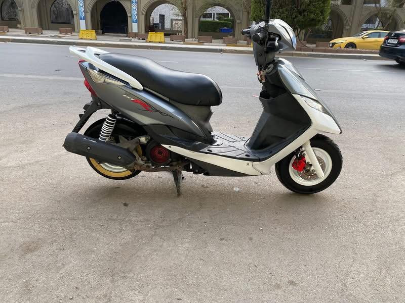 دراجه ماكس ثعلب مفوله مابيه نقص بس اشاره خلفيه دراجه عارضه ٦٥٠ دراجه خير من الله شعله معدل واحد على واحد


**إذا كنت صاحب هذا الإعلان وتريد حذفه لأي سبب، رجاءا أرسل رسالة إلى الدعم الفني**