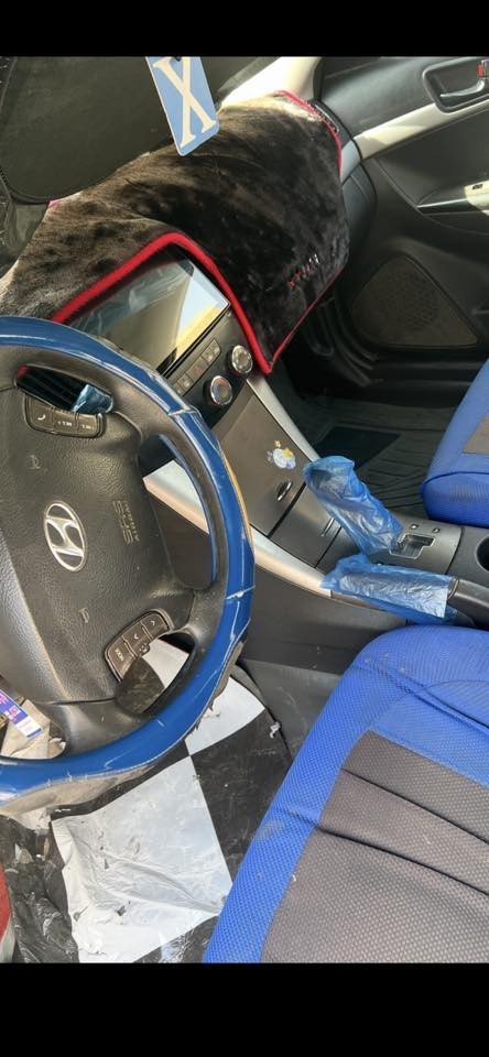 مساء الخير سوناتا وارد كوري محرك 2000 حادثها جاملغ امامي بغداد تحويل ثاني يوم  ***********سعرها 104 ومجال بسيط تبريد ثلج كير محرك صدر كفاله باتري جديد تحويل ثاني يوم  104 مجال بسيط  الشراي فقط يخابر وكلشي موضح بلصور ونفسه الجاملغ بي هاي الطخه موديل 2009
