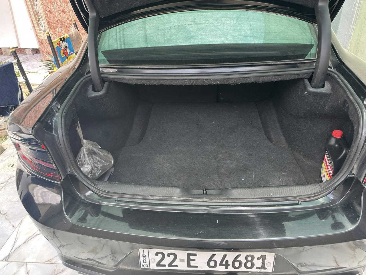 السلام عليكم 
سيارة للبيع 
نوع دوج جارجر
2015
فئة sxt 
محدث دعامية  2020 GT امامي وخلفي 
دركة الستيرن محدثة srt 
ويل 20  
امركي اصل
تشغيل عن بعد 
منضومة زنون كاملة  
كشنات قماش مو جلد 
محرك 3.6
كير طيارة 
كير ومحرك كله شرط
السيارة فول ماعدة فتحة سقف 
رقم اربيل بسمي تحول ثاني يوم
هزة وبراد جدد يعني بس بصمة  
ضررها جاملغ امامي سكن صبغ فقط بدون دواخل ارباك سليم 
تدفه تبريد خير من الله
تبريد قطعتين  
السيارة ماشية 173 
السيارة ما ناقصة اي شي شغل وامشي 
السعر 170$ 
للاتصال ***********
