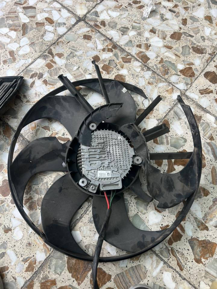 غراض ترل بلازر 2023للبيع
70 الف شلع ***********
