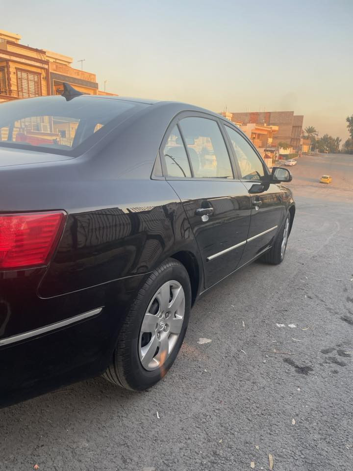 � للبيع – هيونداي سوناتا 2010
سيارة نظيفة وتستاهل المعاينة 👌

 • 📅 الموديل: 2010
 • 🇺🇸 الوارد: أمريكي
 • ⚙️ المحرك: 2400 
 • 🔄 القير: أوتوماتيك
 • ⛽ كابون بنزين
 • 🔧 الحالة الميكانيكية: ممتازة
 • 🧰 الصيانة: تبديل قطع أصلية شركة
 • 🛠️ الضرر: صندوق بارد فقط
 • 🔩 السيارة كاملة وما ناقصها برغي
 • 🚗 جاهزة للاستخدام اليومي بدون صرف

📍 مكان السيارة: الموصل
📞 للتواصل: ***********

🔖 #هيونداي #سوناتا #كابون_بنزين #محرك_2400 #أوتوماتيك #سيارات_للبيع #الموصل
