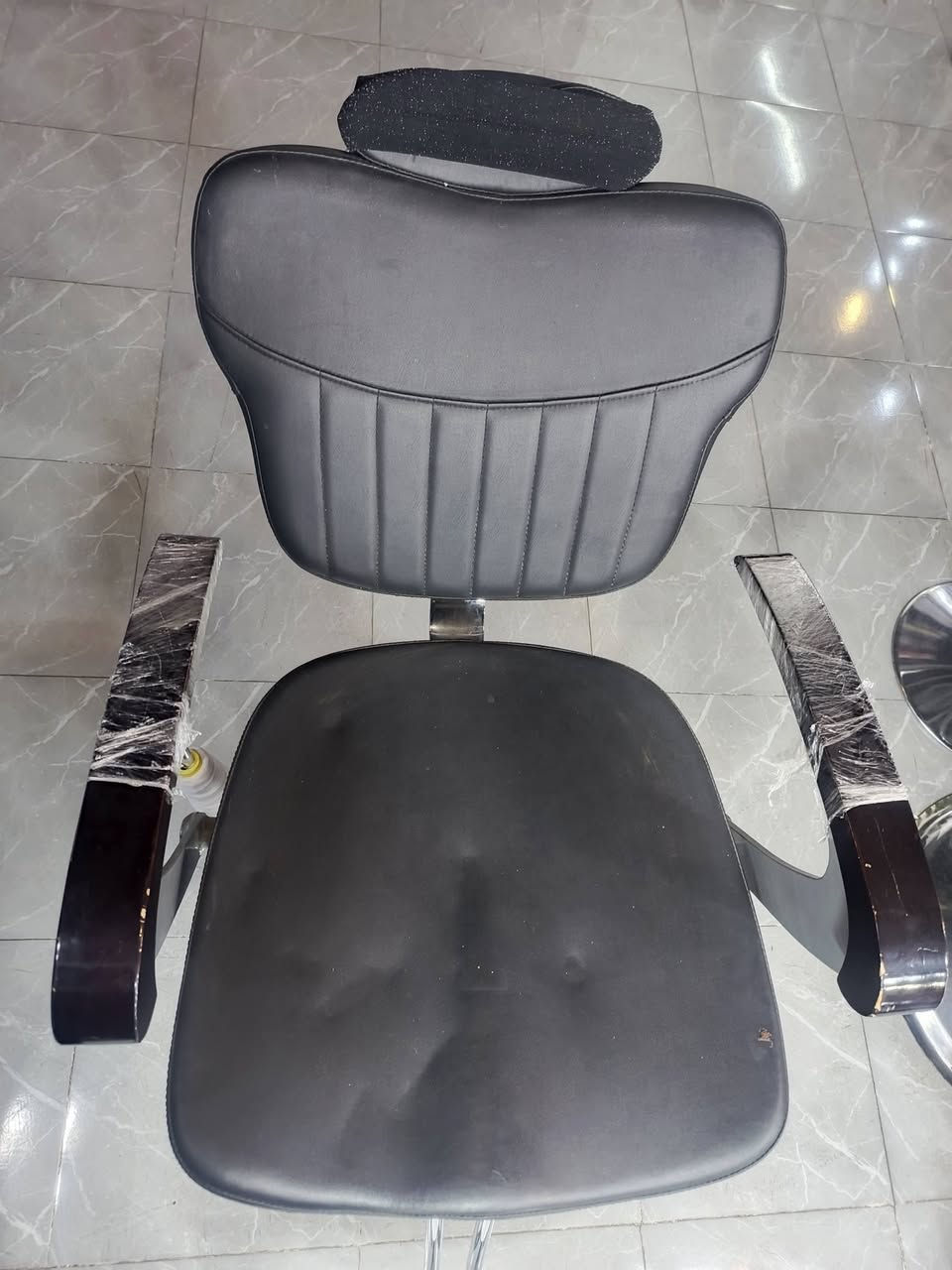 كرسي للبيع 100 بي مجال فقط رجل جك فالته وموجوده حي مسيان عنوان


**إذا كنت صاحب هذا الإعلان وتريد حذفه لأي سبب، رجاءا أرسل رسالة إلى الدعم الفني**