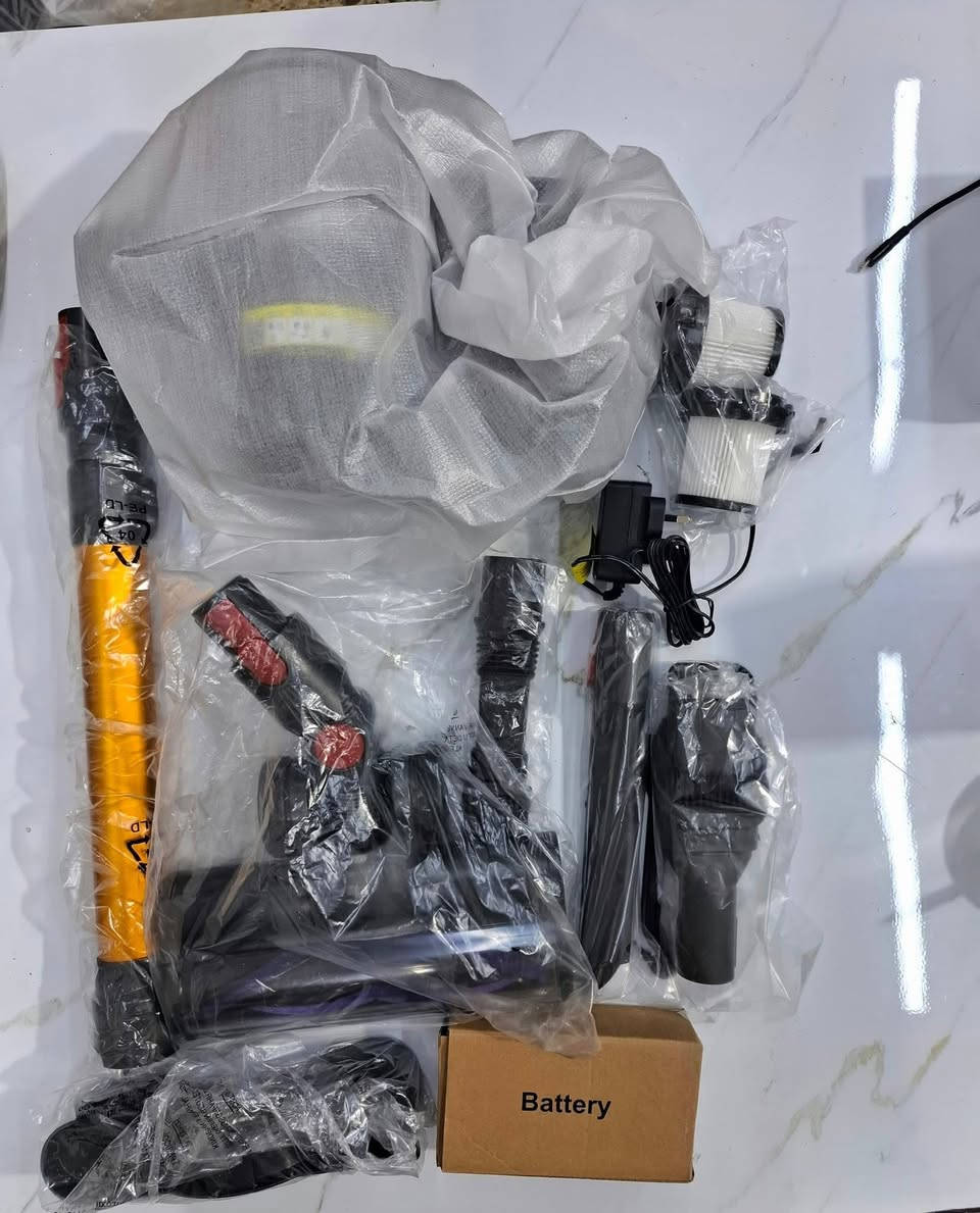 مكنسة شحن (VACTechPro )
تفيد للبيت للسيارة
​بطارية ليثيوم مدمجة بسعة 2000mAh  
​الملحقات كاملة تجي وياها فلاتر HEPA إضافية، فرشاة أرضيات، رؤوس مخصصة للأماكن الضيقة، والشاحن الأصلي.
​متوفر توصيل


**إذا كنت صاحب هذا الإعلان وتريد حذفه لأي سبب، رجاءا أرسل رسالة إلى الدعم الفني**