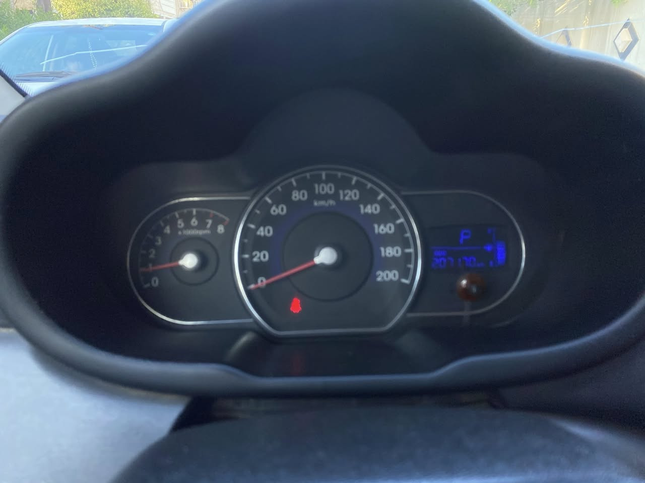 هونداي i10
خليجية ماشيه 207 الف كيلو موديل 2013 

بيها قطع بارد وبيها صبغ جاملغ امامي عكس السائق دعاميات مصبوغه

تخم تاير جديد قبل 5 اشهر شديته

كير محرك تبرد خير من الله 

السعر 80$ وبيها مجال حك الجيه 

مكاني حي جهاد

***********
