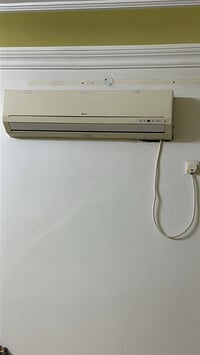 غراض بيت للبيع تخم 10مقاعد حطاطه حيل نضيف سعر 350وبي مجال  ديوان حطاطه...