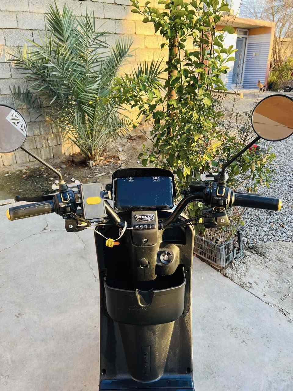 دراجة شحن نوع R 7 بعدها جديدة شخط مابيها موديل 2026
5 بطاريات 32 امبير 

مستخدمة شي قليل جداً 

سماعات

شاشة

كرت عدد 2 / بصمة / سويج عدد 2

شاحنة الاصلية شرط من شركة وينلي

دسكات دهن بعد دهن الشركة 

فول مواصفات دراجة راقية وقوية ومعروفة 

4 سرعات السرعة 109 

تجي وتشوفو وتاخذ تراي بي وتشوف سرعتة وبطارياتة وين ما تريد تروح روح

دراجة جديدة شخط ما بيها تشوفها بعينك

زنجيل بعدة ما مشدود جديد بايدر جديد كشن خلفي كلها جدد

السعر 650 وبيها مجال

مكاني الحويجة 

  ***********متواجد واتساب كذلك
