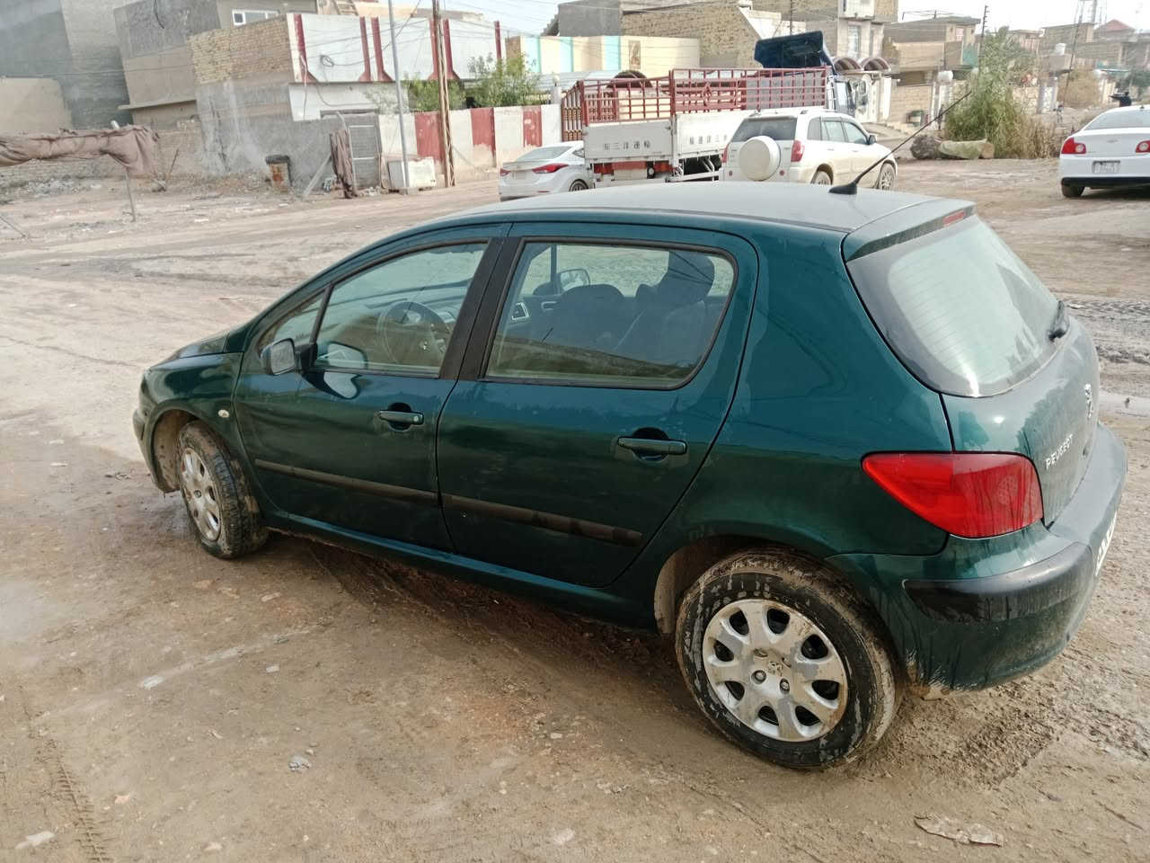 السلام عليكم للبيع بيجو فرنسي موديل 2004 سيارة جاهزه كير مكينة حداديه تبريد كله جاهزة مكفوله من الضربه بيه صبغ تجديد جماليه سنويه جديدة اوهزه جديده كهربائية كله شغاله سيارة جديدة مكانه حله السعر 46 الاتصال ***********
