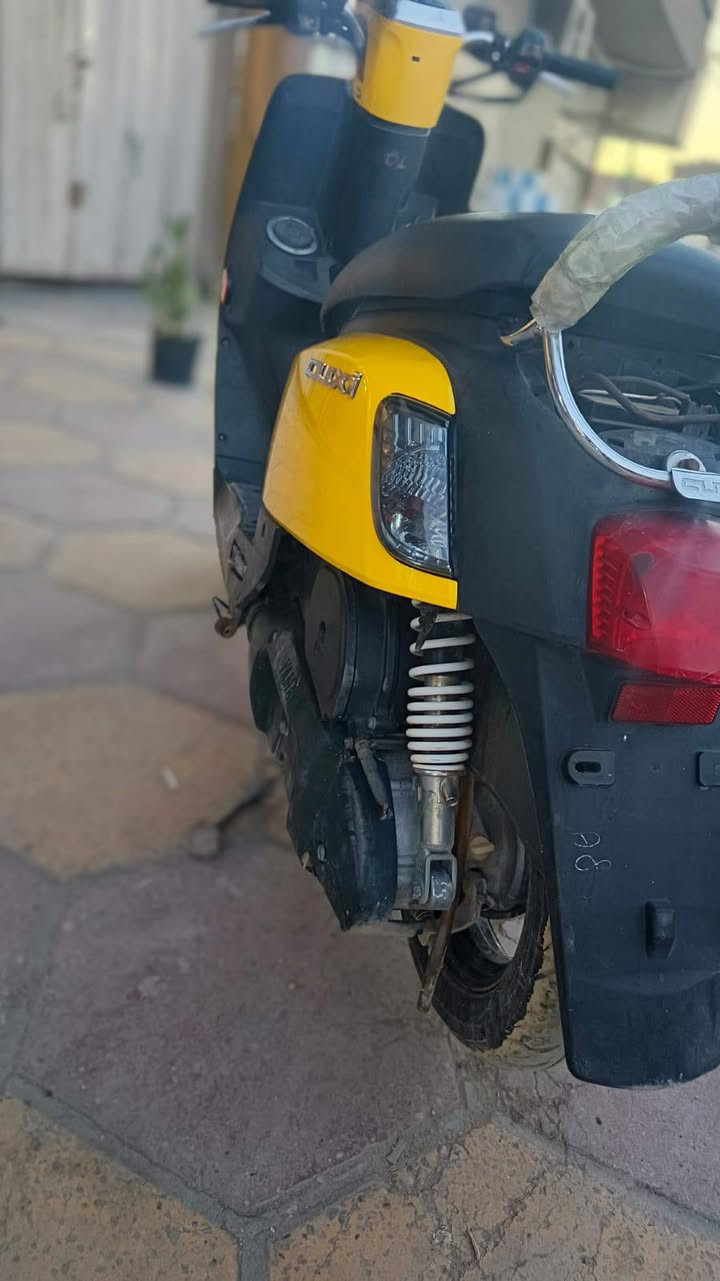 سلام عليكم دراجه بوليس مصطره مال رنبه قبل شهر منزله خير من الله ما ييه اي نقص شغل وطلع ب750وبيه مجال قليل مكاني بغداد مدينت صدر ***********رقمي
