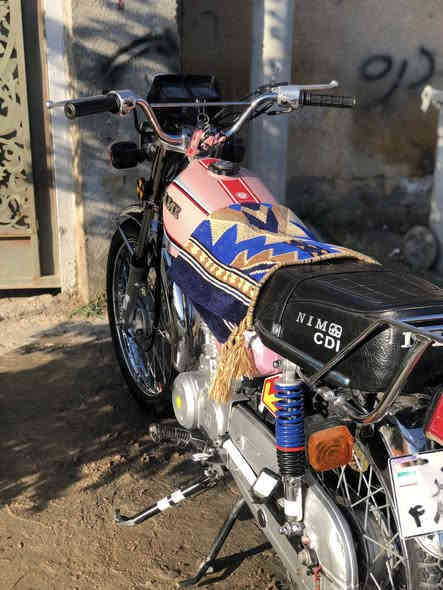 السلام عليكم دراجه نامه متياز موديل ٢٣اوراقً اصولي كفاله عامه لدراجه نضافه شوفت عينك كل نقص ما بييه سعر ٦٠٠بييه مجال***********
