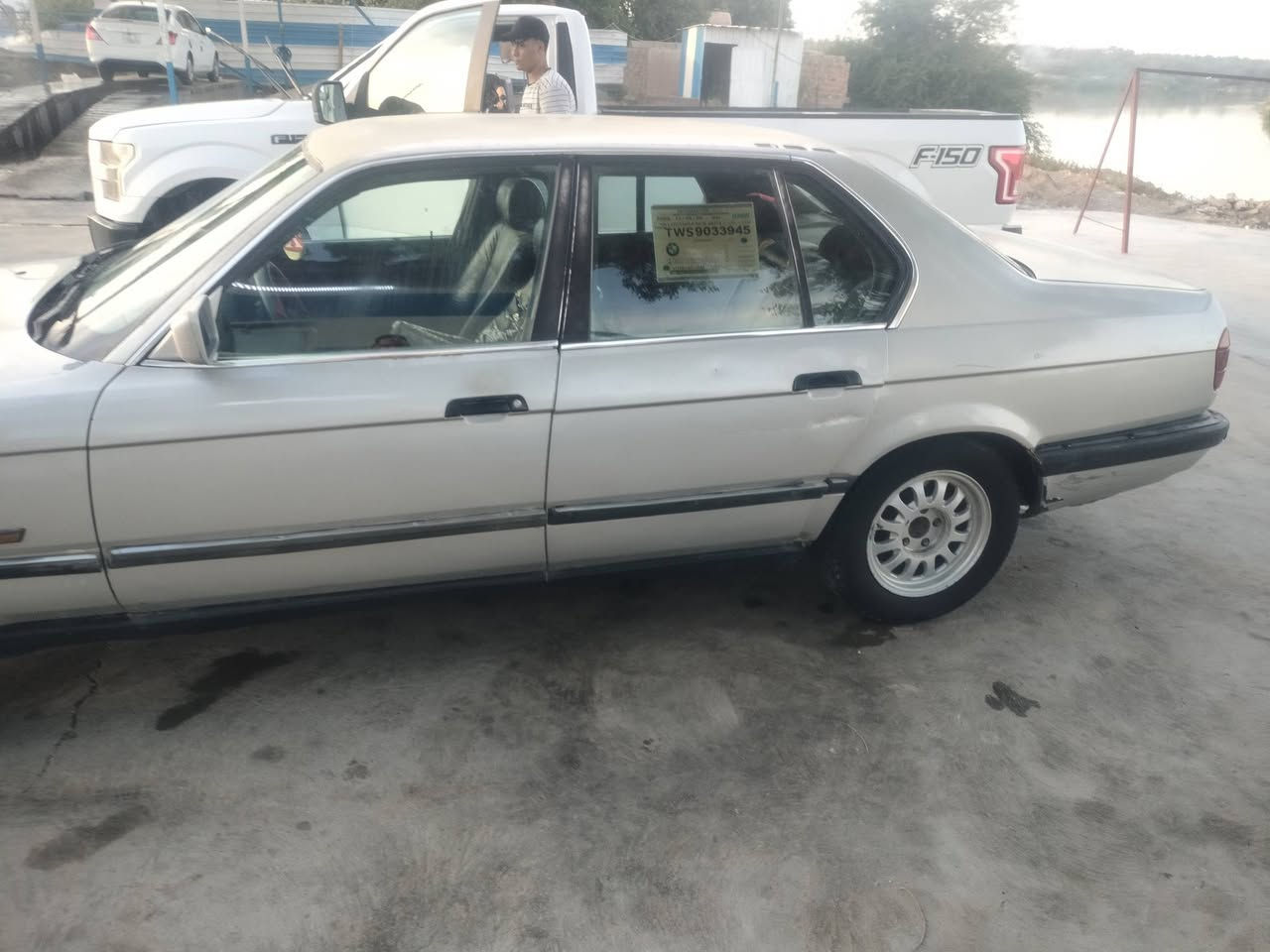 BMW 735رقم بغداد انكليزي غرفه جلد سياره جاهزه 
***********
