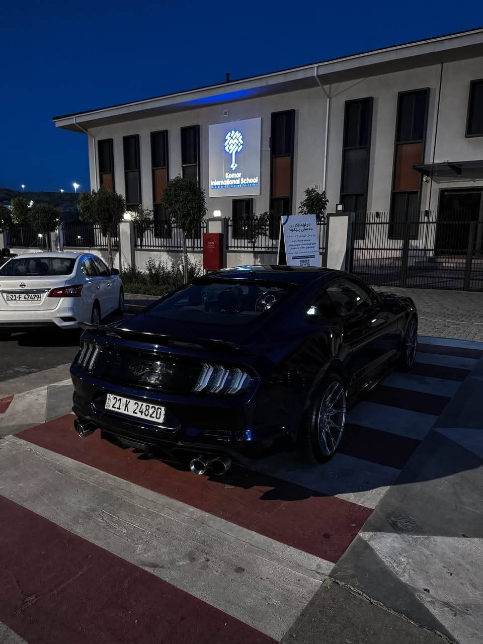 للبيع Mustang Ecoboost
📍 الموقع: سليمانية  
📅 الموديل: [2018]  
⚙️ المحرك: [4 سلندر ]  [گير ١٠ نمر] 🔥 
📏 الممشى: [101 ألف]  
🎨 اللون: [ازرق على بنفسجي متغير ]  

✨ المواصفات:  
- شاشة جبيرة
- كاميرا خلفية  
-كشنات كهرباء   
- تشغيل بصمة
-٦ وضعيات قيادة [نورمال، سبورت، سبورت بلص، تراك، دراگ، ثلج]
-٣ وضعيات ستيرن [نورمال، سبورت، كومفورت]

✨ الاضافات:
-لحية و شباك روش
-دفيوزر شيلبي قالب الشركة
-سبويلر شيلبي
-شفقة على الجامة خلفية
-بگ لايت كلير اصلي
-حلوك صالنصا بورلا اصلي
-ويالة نيش اصلي تو سايز سعرها ٦٠٠$
-بلاجكتور ليد وكالة

🛠️ الحالة:  
حادثها جاملغ و بنيد صبغ. سيرفزها كامل من شركة Voltronic و دفتر السيرفز موجود.

💰 السعر جداً مناسب اتصل و تدلل

📞 للتواصل: واتساب
0️⃣7️⃣7️⃣0️⃣ 4️⃣7️⃣5️⃣ 4️⃣5️⃣ 3️⃣3️⃣

Mustang Ecoboost 
📍Shwen: [Slemani]
📅 Model: [2018]
⚙️ Makina: [i4 Turbo / 10 ger] 🔥
📏 Roishtn: [101 hazar]
🎨 Rang: [Shin w Mor tekal rangeki zor taybat]

✨ Mwasafat:
-Shasha gawra
-Camera w 7asay dwawa
-Kushni karaba
-Basma w shaxal
-6 mode lexurin [Normal, Sport, Sport Plus, Track, Drag Strip, Snow]
-3 mode sukan [Normal, Sport, Comfort]

✨ Jwankary:
-La7ya w 3atary Roush
-Diffuser Shelby qalbi sharika
-Balli Shelby
-Shafqay sar jami dwawa
-Bag layti Clear asl
-Sara salonsay Borla Atak asl
-Wheel Niche asl Two Size s3ry $600
-Blajektor LED sharika

🛠️ Da3m:
Chamalax w Bonit boyaxa, Kaml service la Voltronic krawa w daftary service haya.

💰Nrxi zor gwnjaw w xwar bazar 

📞 Whatsapp:
0️⃣7️⃣7️⃣0️⃣ 4️⃣7️⃣5️⃣ 4️⃣5️⃣ 3️⃣3️⃣ السليمانية, العراق


**إذا كنت صاحب هذا الإعلان وتريد حذفه لأي سبب، رجاءا أرسل رسالة إلى الدعم الفني**