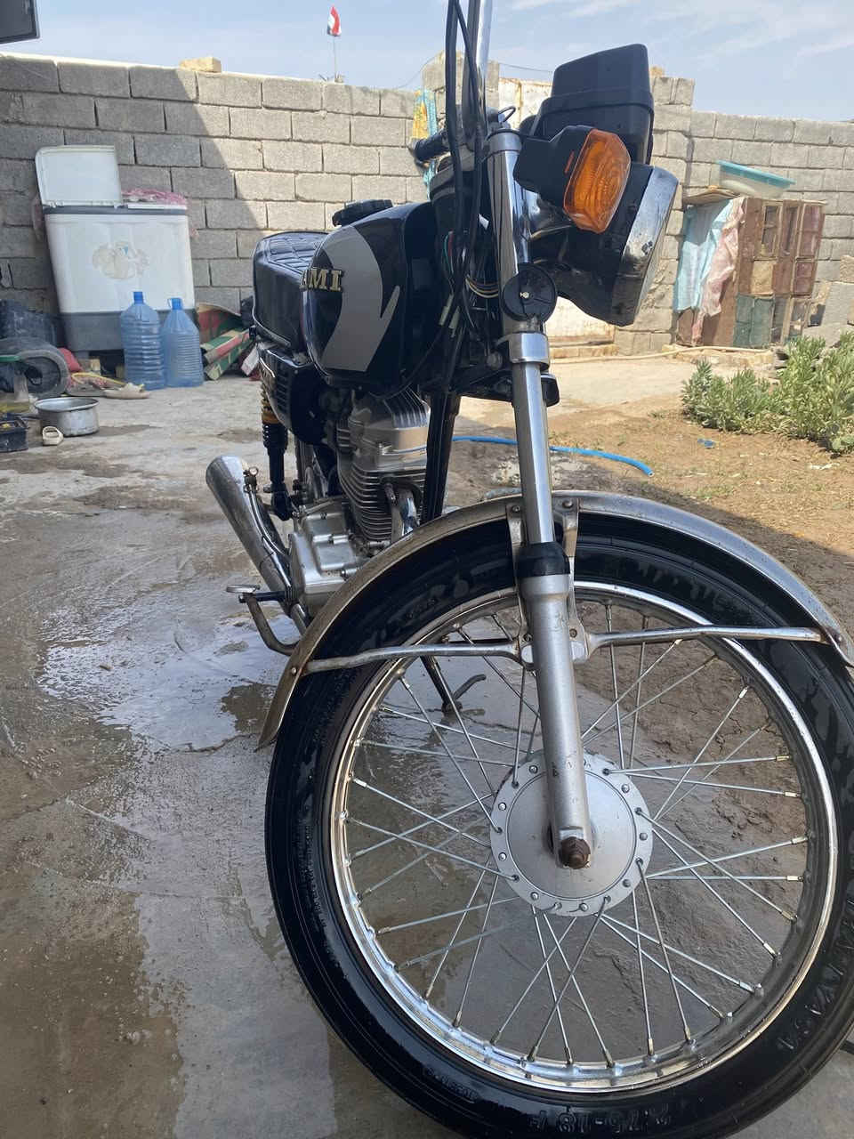 للبيع موديل 21 اوراق بيها ورقتين استنساخ مكينه ناعمه ما عوزها شي سعر 300 وبيها مجال قليل رقمي ‭٠٧٧٨ ٠٢٨ ١٨٣٢‬
