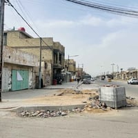 بيت يصلح مجمع تجاري او مجمع طبي / ركن قطاع ٥٠  يقع على شارع ٦٠ وشارع ١...