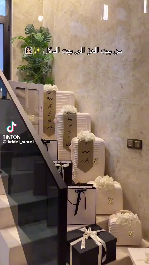 سيت جنط لجهاز العروسة 👰🏻‍♀️
❤️يتكون من 5 و 6 قطع مع التزيين
❤️الجنط تبقى يومين والثالث نرجعها
❤️توصلكم لباب البيت ويرجع المندوب يستلمها منكم من نفس المكان
❤️يفضل تثبيت الحجز قبل المناسبة بأسبوع على الاقل
توصيل جميع محافظات العراق 

 #اكسبلور #اكبر_تجمع_لبنات_العراق #اكبرتجمع_نسائي #اكبر_تجمع_لحوامل_العراق
#ام_حسوني😘 #ام_عسسسسل #الديوانية_حبيبتي #ام_الخيل #حي_الزيتون #حي_الجامعه #الديوانية_فاشن_مودل 

 #تبصرة #بصرة_سنتر #فساتين_فخمه #فساتين_عرايس #بدلات_زفاف #بدلة_زفاف #بصرة_كولكشن #بصرة_بغداد_اربيل_جاري_الفولو_مي_اكسبلور


**إذا كنت صاحب هذا الإعلان وتريد حذفه لأي سبب، رجاءا أرسل رسالة إلى الدعم الفني**