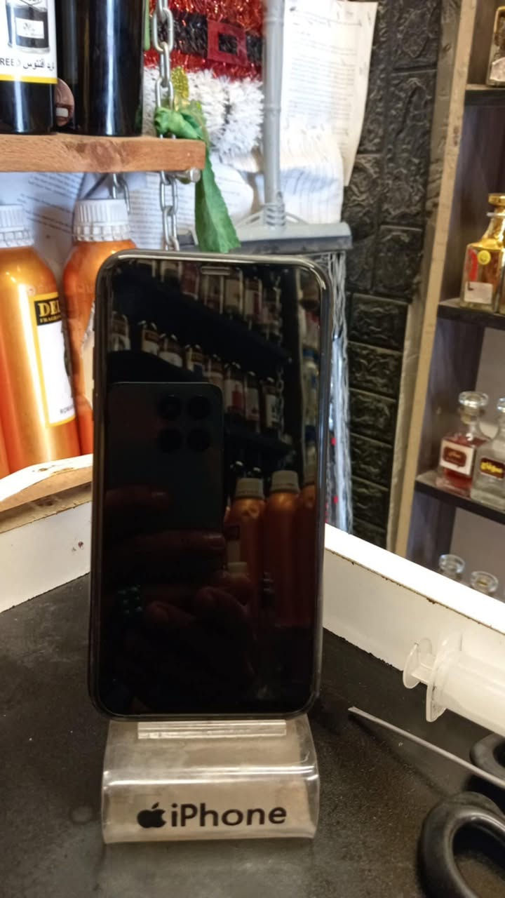 سلام عليكم 🫡 عندي جهاز آيفون للبيع ذاكره64البطاريه 77شرط مامفتوح مكاني كركوك هذا رقمي ***********السعر 235
