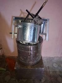 هلاسه وما حد كامل مال دجاج للبيع  بس نقص ميزان بالمحل  07725761267 تان...