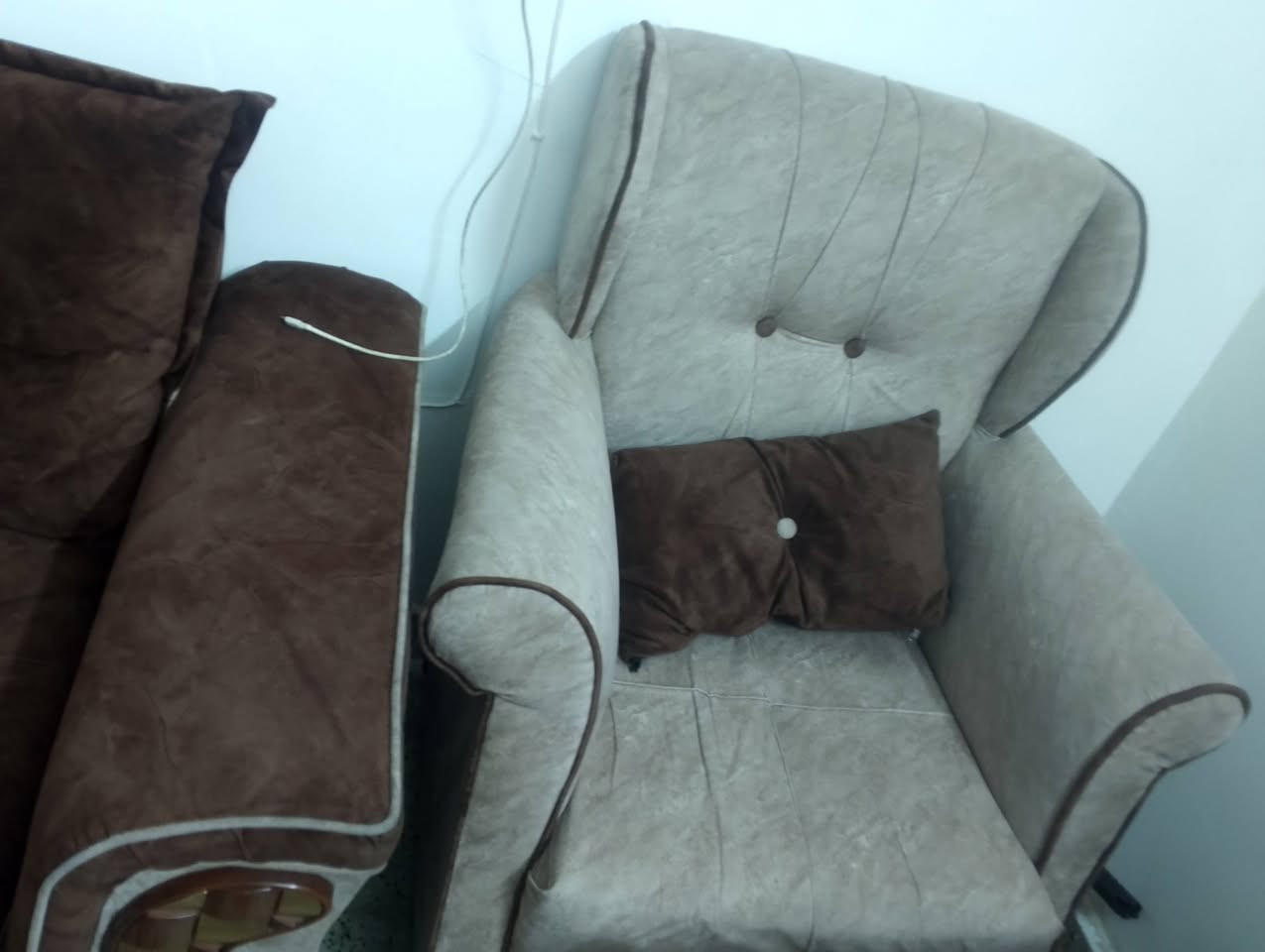 تخم عشرة مقاعد نظيف للبيع مكان البياع


**إذا كنت صاحب هذا الإعلان وتريد حذفه لأي سبب، رجاءا أرسل رسالة إلى الدعم الفني**