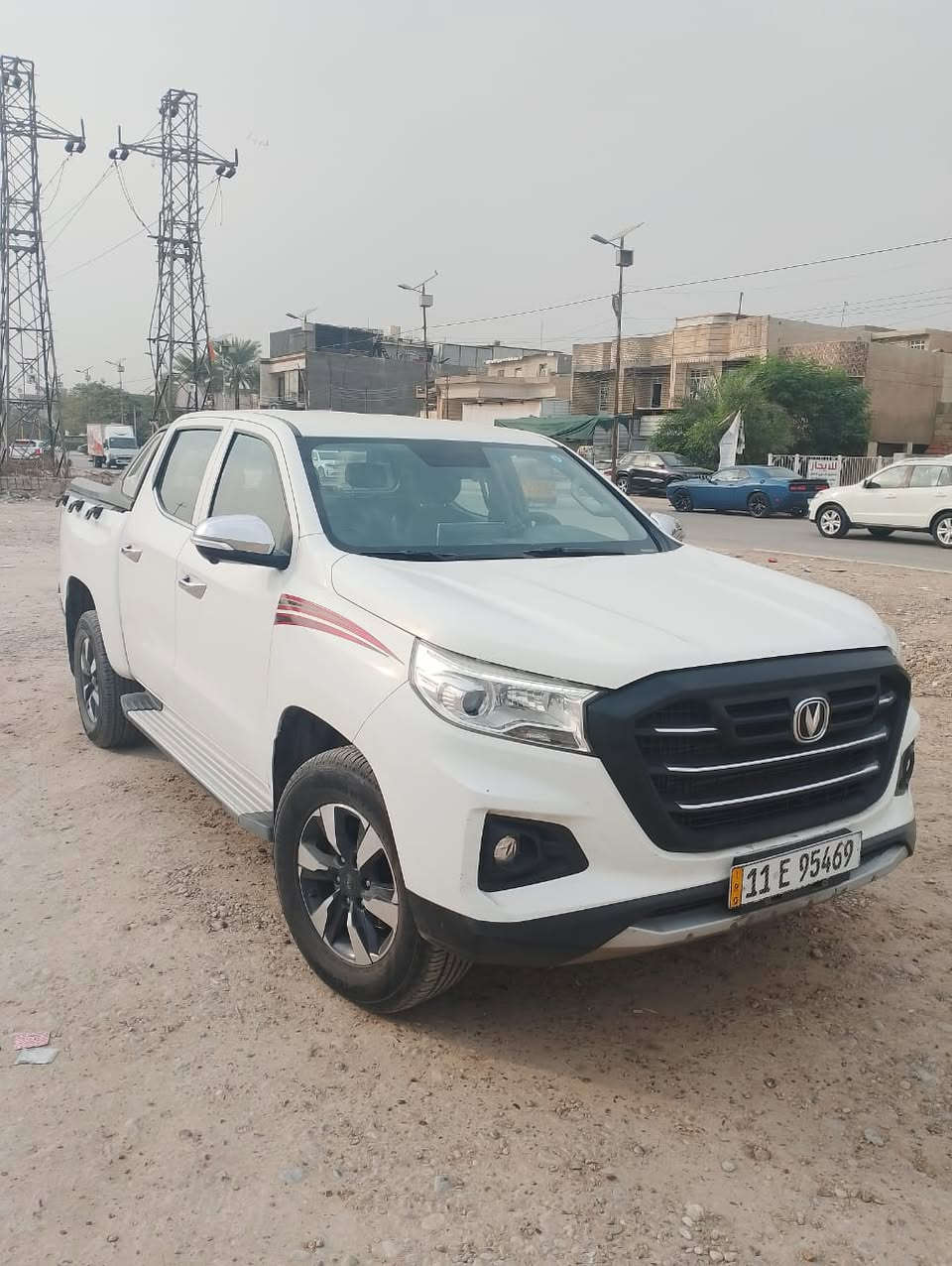 السلام عليكم 
للبيع شانجان هنتر 2022
الفئة: Plus 
دفع رباعي 4x4
أبيض حمل 
((بدون صبغ)) - نظيفة جداً 
كفالة كَير ومكينة (ضمان وكالة البخيت) كل الصيانة داخل الشركة
باقي مواصفاتها معروفة يعني مقاعد جلد وكاميرا ومصابيح لد امامي وكشافات ضباب وحساس وقوف الخ... 

ماشية 118 ألف.. قابل للزيادة 

للإستفسار التواصل عبر الواتساب: ***********
السعر: 24,500,000 د.ع
