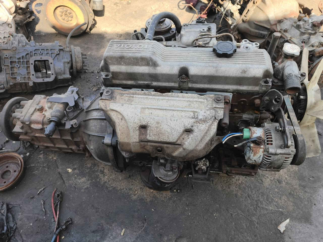 السلام عليكم مكينه تيوته 14Bللبيع
***********‬‏
