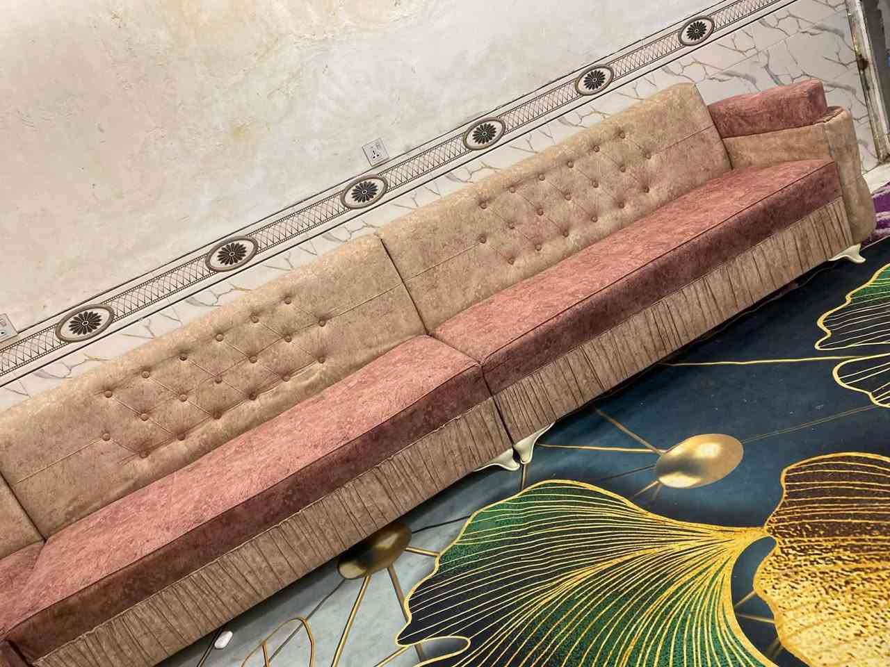 ديوان 11 مقعد نضيف اي ضرر مابي تسكام السعر 260 وبي مجال المكان كربلاء ***********
