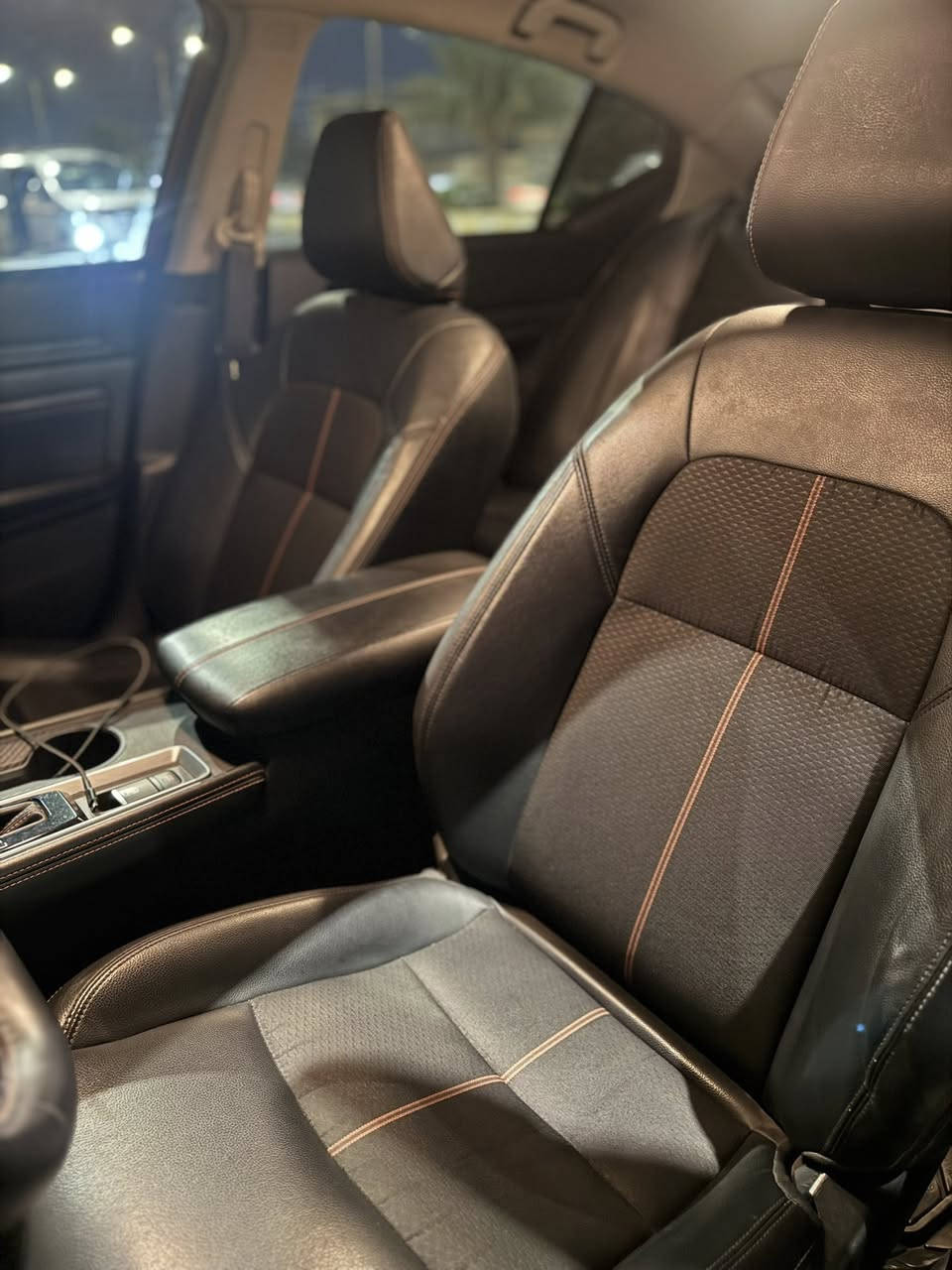 الفئة SR  فول فول 1/1التيما 2021
***********رقم موبايل 
سيارة مرقمة وجاهزة بدون نواقص
رقم بغداد الانكليزي 
مكاني الفلوجة او بغداد 
عداد المسافة71لف كيلو متر وقابل للزيادة
المحرك : 2500
المواصفات فول 
-بصمة و بصمة ابواب
-تشغيل عن بعد 
-اوتو هولد 
-رادار امامي قيادة ذاتية تفاعلي مع شارع تحديد مسار
-رادار خلفي
 -رادار جانبي 
- نقاط عمياء 
-لايت زينون بلادي 
- حساسات خلفي اوتو ستوب 
- كشنات جلد + كهربائي 
-شاشة  (Apple car play +Usp+Aux)
-نظام GPS (بوصله)
-كامرة خلفية
- شفتات ستيرن
- ويل كب
-  سعر153$ وبيها مجال 
 سياره عليها ادامه كامله-  ***********
 حادث بنيد وجاملغ صبخ بدون دواخل  مثل مموضحات بالصور خفيفه كلش
سيارة المحرك والكير  رادار حجر بئة بلادي بلادي كلها بشرط فحص
