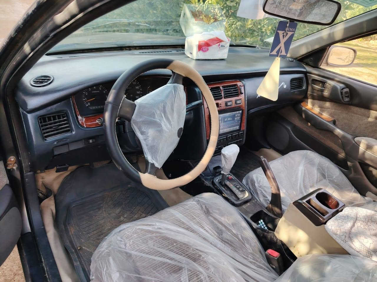 السلام عليكم
كورلا نفخ فرخ بطه
سياره جاهزه من كلشي نقص تبريد
احل من الصور 
رقم بغداد انكليزي
راعيه يريد مداور
مكاني ناصريه
***********
