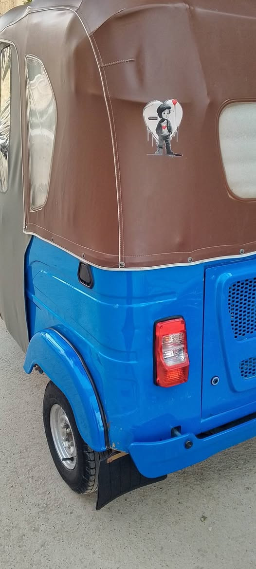 سلام عليكم تكتك موديل 2022 شهر 11 مضلع كفالة رقم وسنوية بغداد تحويل ثاني يوم تكتك  جديده وجاهزة كشر ومحرك خير من الله السعر 9800 وبيهة مجال بسيط مكاني البياع الشرطة الخامسه للستفسار اتصل على الرقم *********** او***********
