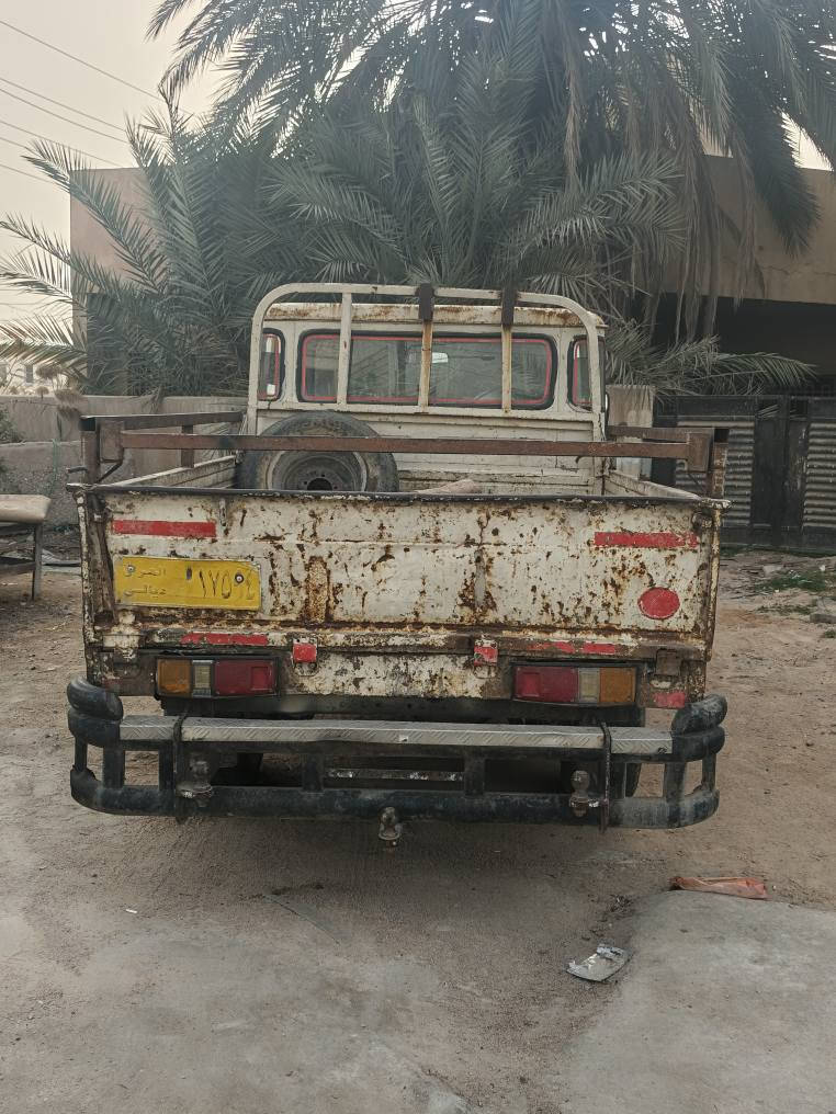 سلام عليكم لاندكروز نضيفه شغاله كير ومكينه خير من الله رقم ديالى راعيه ب ديالى بس ما اندله اتكفلك سرقه و عشائريا السعر ٢٥ و بيه مجال العنوان بغداد الغزاليه *********** بغداد, العراق
