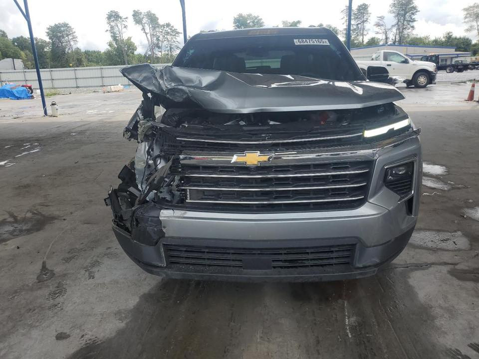 السلام عليكم .. ترافرس موديل 2024 شكل الجديد موعد وصوله للبصرة 1/15 تسلم سيارة بلميناء  بسعر 215  ومشتريله جاملغ وبنيد وتكدر دخله دخله بكتاب شهداء 
للاستفسار ***********
