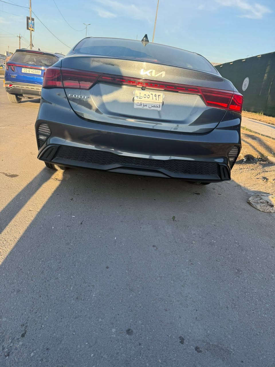 السلام عليكم كيه فورتي موديل ٢٣ وارد امريكي محرك ٢٠٠٠دوش المرغوب سياره جاهزه بدون رقم منفيس بسمي سياره ماشيه ٢٦ الف بوضع زيرو بيع مستعجل سعر ١٢٨ صور الحادث مرفوقه جاهزه معمره كبل ترقم عنوان بغداد لامين للاستفسار على رقم ***********
